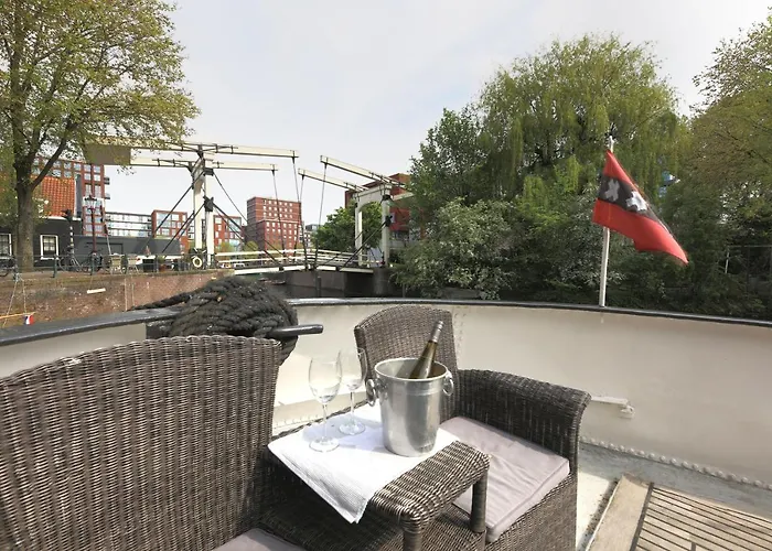 Houseboat Volle Maan *