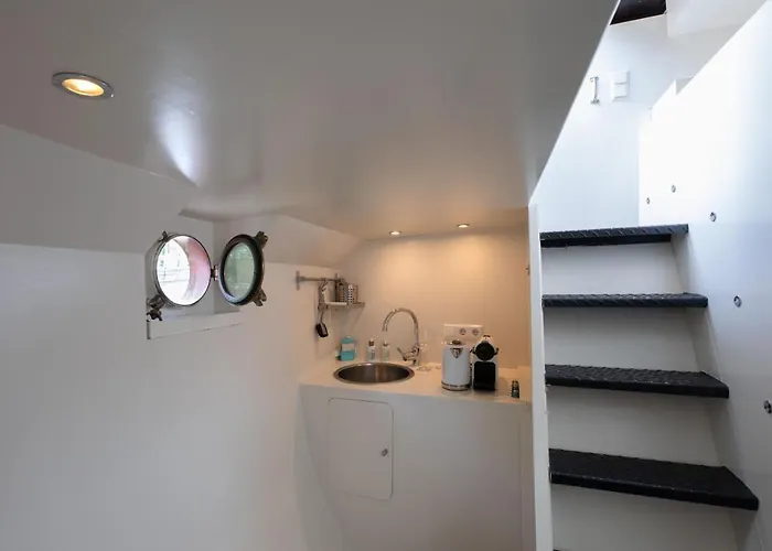 Houseboat Volle Maan Couette-café