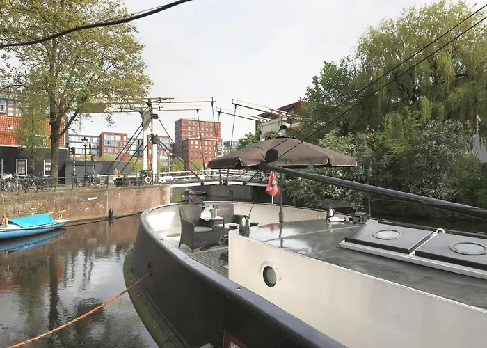 Couette-café Houseboat Volle Maan *